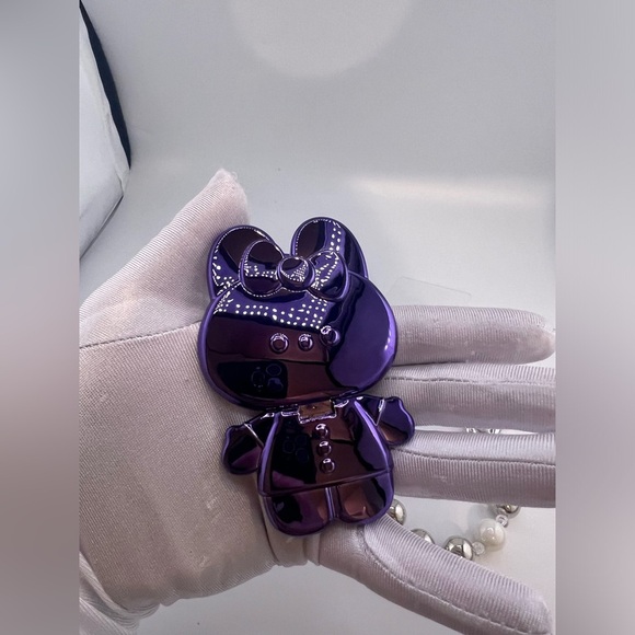 iPhone 16 Pro Max Case – Glitter Bunny Design with 3D Bear & Beaded Chain - Picture 4 of 7